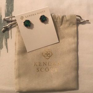 NWT Kendra Scott Ellms Stud Earrings in Abalone